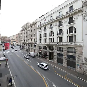 Gasthuis Maison Tritone, Rome